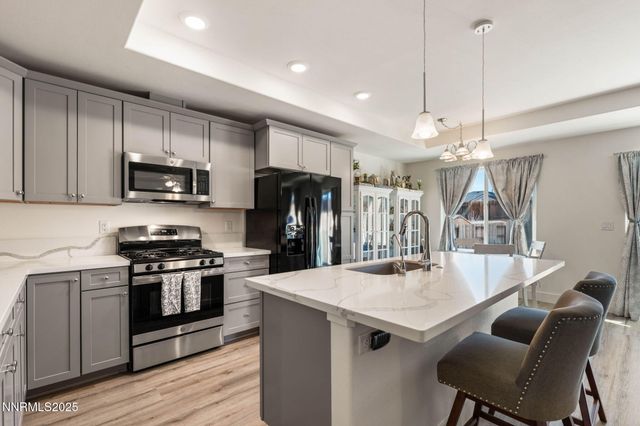 909 Saltbrush Road, Dayton, NV 89403