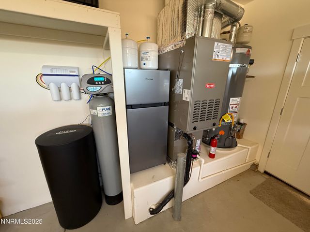 909 Saltbrush Road, Dayton, NV 89403