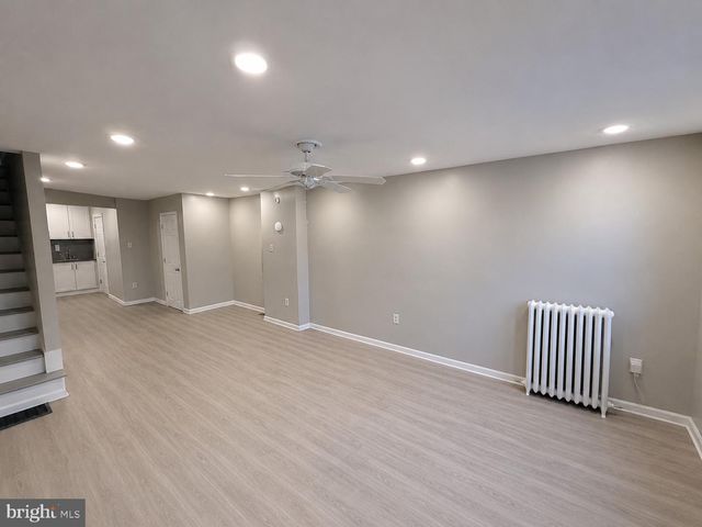 1322 S NEWKIRK ST, Philadelphia, PA 19146
