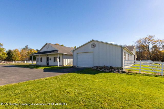 3811 Meridian Road, Okemos, MI 48864