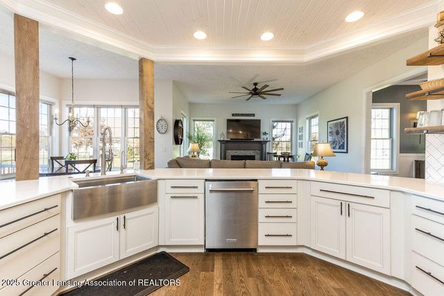 3811 Meridian Road, Okemos, MI 48864