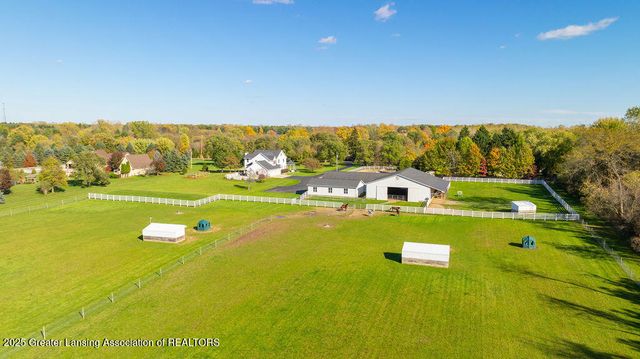 3811 Meridian Road, Okemos, MI 48864