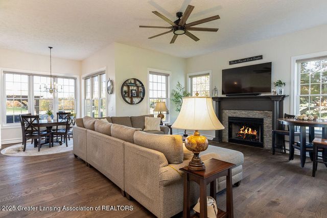 3811 Meridian Road, Okemos, MI 48864