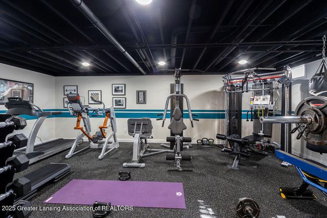 3811 Meridian Road, Okemos, MI 48864