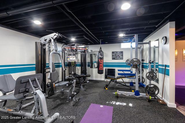 3811 Meridian Road, Okemos, MI 48864