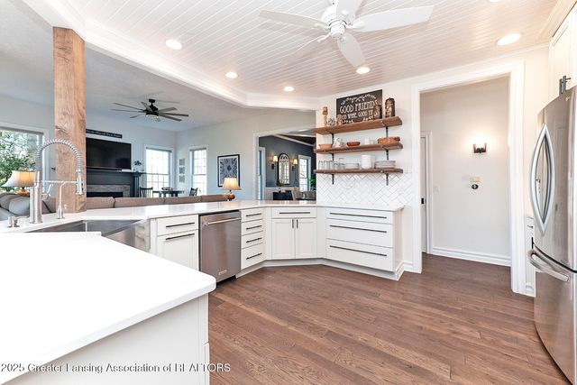 3811 Meridian Road, Okemos, MI 48864