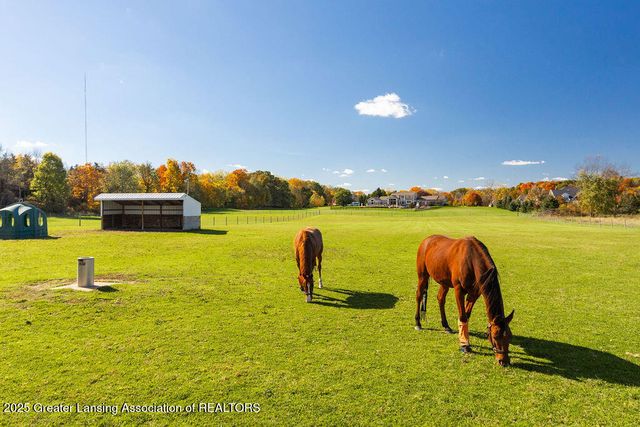 3811 Meridian Road, Okemos, MI 48864