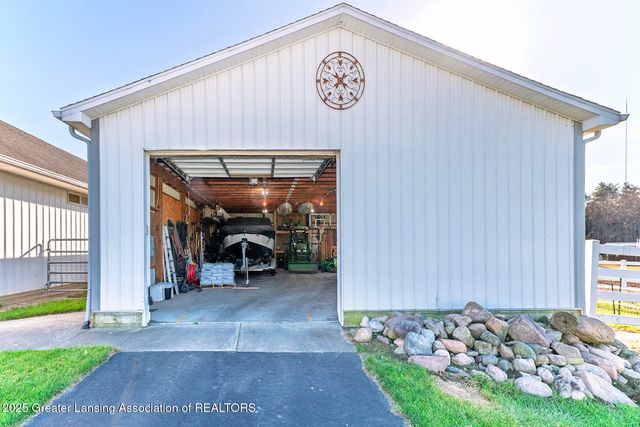 3811 Meridian Road, Okemos, MI 48864