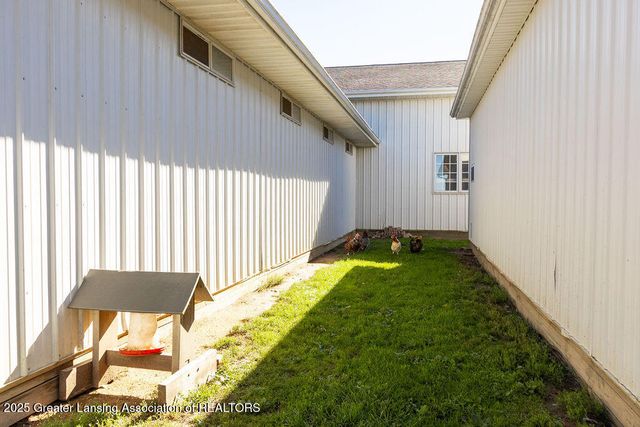 3811 Meridian Road, Okemos, MI 48864