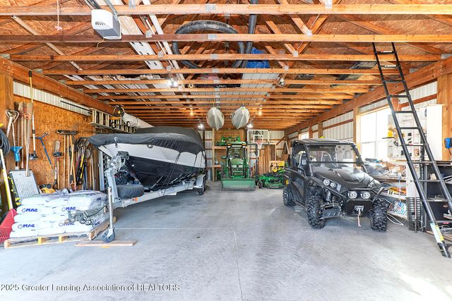 3811 Meridian Road, Okemos, MI 48864