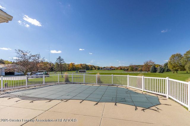 3811 Meridian Road, Okemos, MI 48864