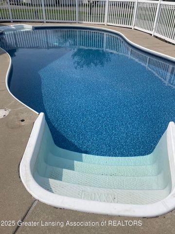 3811 Meridian Road, Okemos, MI 48864