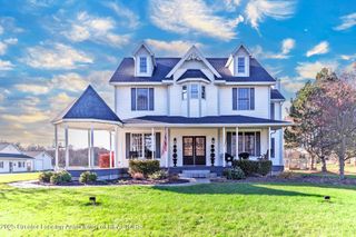 3811 Meridian Road, Okemos, MI 48864