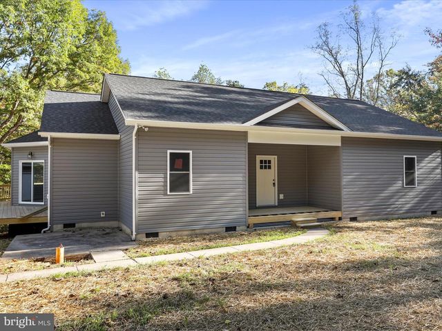 2678 BOLIVER RD, Fort Valley, VA 22652