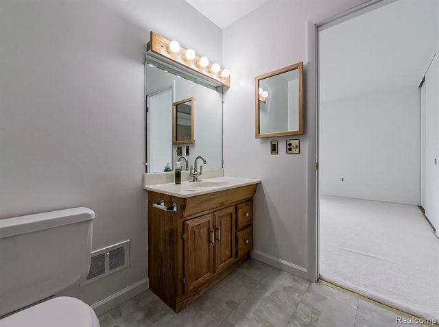 2134 Wickham Street, Royal Oak, MI 48073