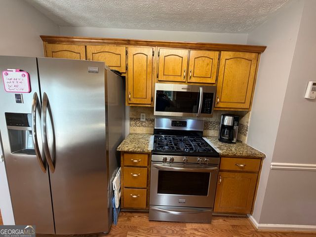301 Wolf Creek Place, Locust Grove, GA 30248