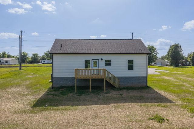 831 Wells Road, Dickson, TN 37055