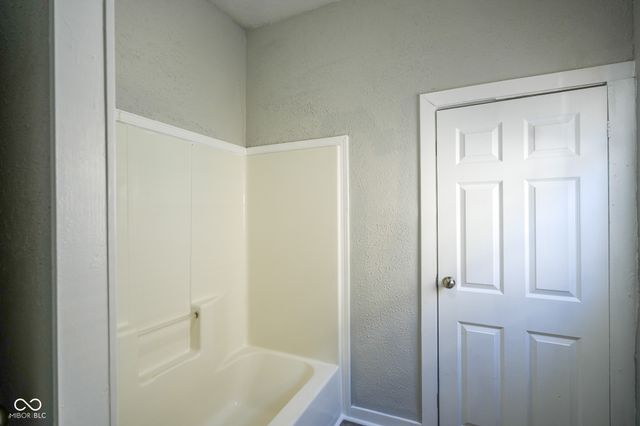 1226 W 29th Street, Indianapolis, IN 46208