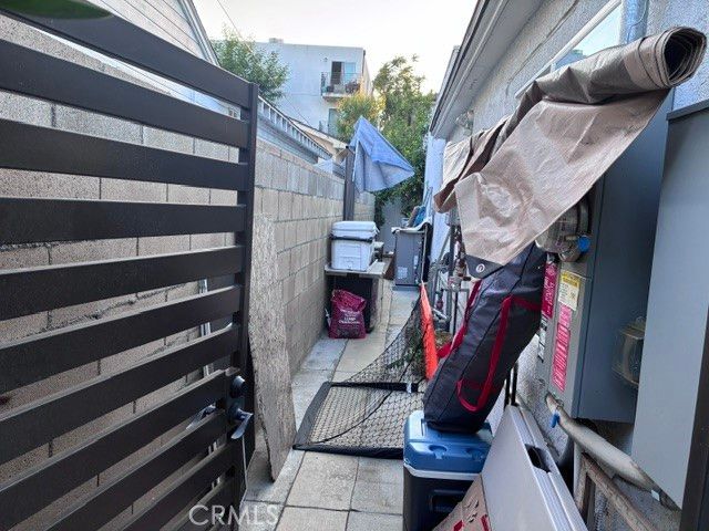 6249 Longridge, Van Nuys, CA 91401
