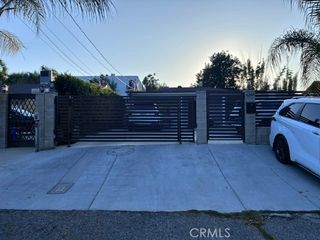 6249 Longridge, Van Nuys, CA 91401