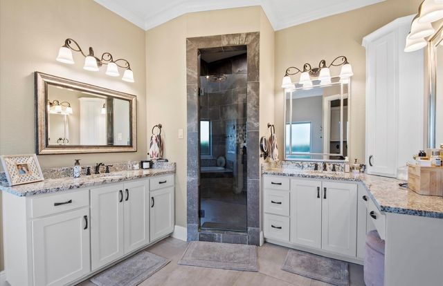 103 Eagle Point Drive, Waxahachie, TX 75165