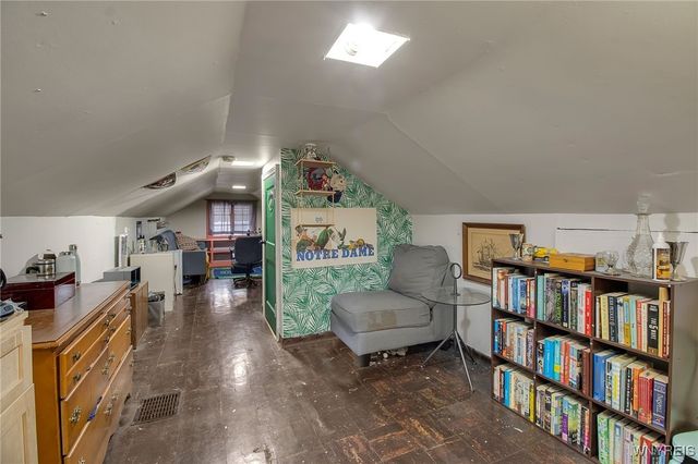 8106 Lindbergh Avenue, Niagara Falls, NY 14304