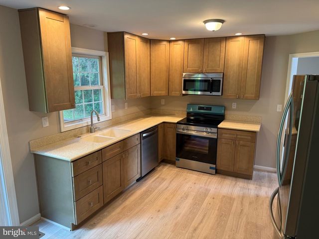 151 CONTINENTAL DR, Elkton, MD 21921