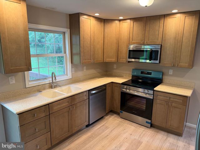 151 CONTINENTAL DR, Elkton, MD 21921