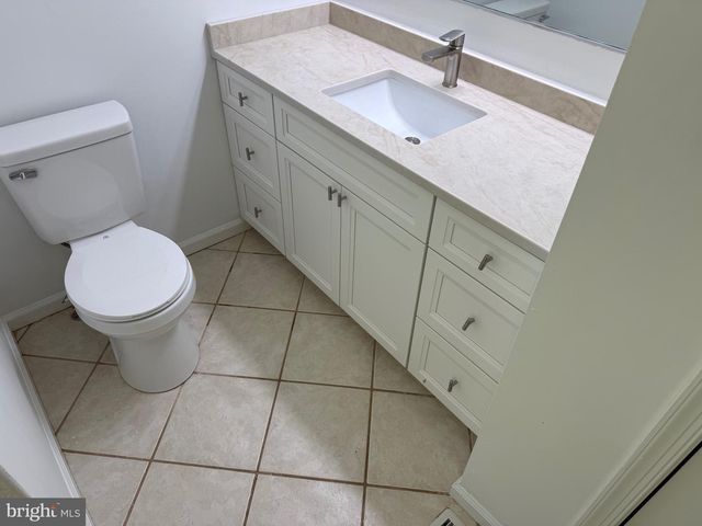 151 CONTINENTAL DR, Elkton, MD 21921