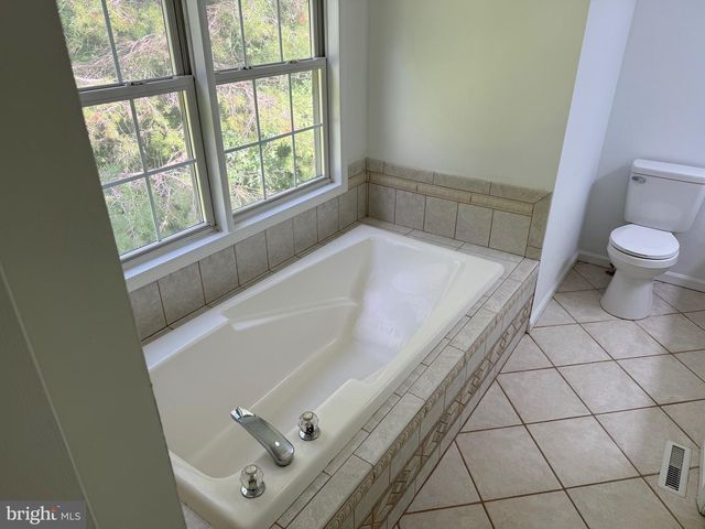 151 CONTINENTAL DR, Elkton, MD 21921