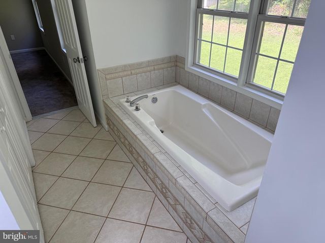 151 CONTINENTAL DR, Elkton, MD 21921