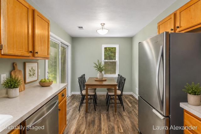 8507 Courtland Drive NE 4, Rockford, MI 49341