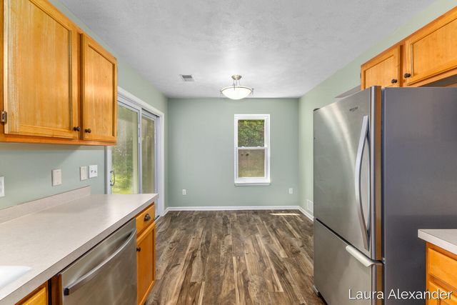 8507 Courtland Drive NE 4, Rockford, MI 49341