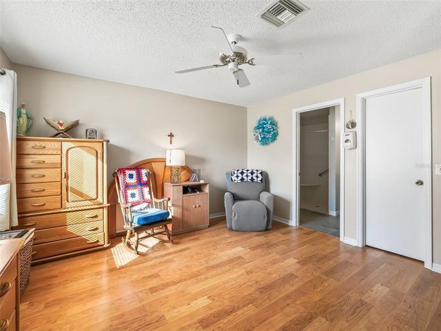 919 MEDIRA DRIVE, The Villages, FL 32159