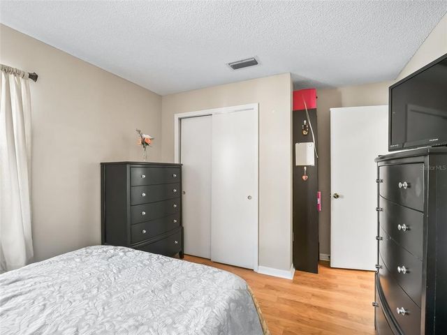 919 MEDIRA DRIVE, The Villages, FL 32159