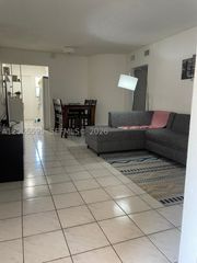 3551 SW 11th St 7B, Miami, FL 33135
