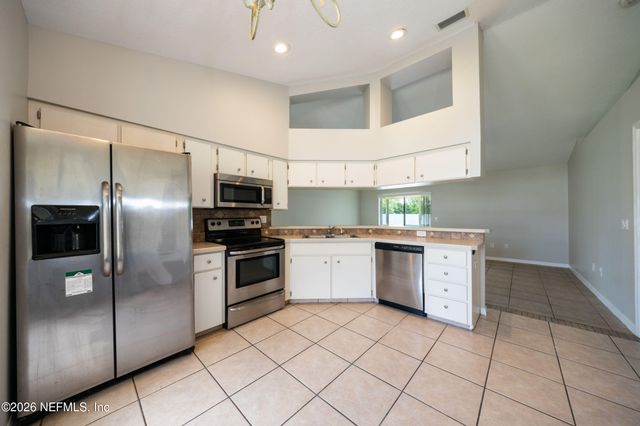 37 ROCKEFELLER Drive, Palm Coast, FL 32164
