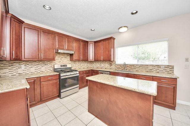 5606 Charlestown Colony Drive, Houston, TX 77084