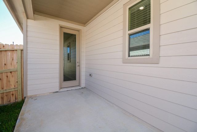 17327 Rock Willow Lane, Tomball, TX 77377