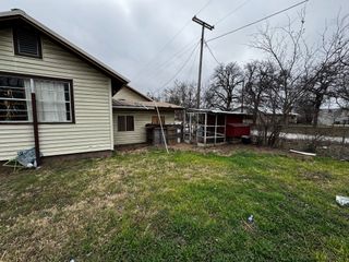 401 N Kent Street, Gorman, TX 76454