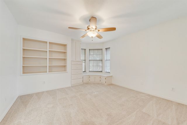 614 Portofino Drive, Arlington, TX 76012