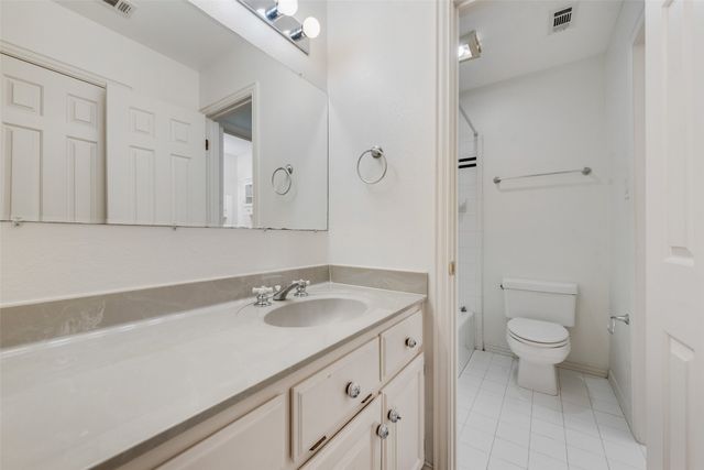 614 Portofino Drive, Arlington, TX 76012