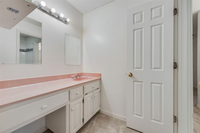 614 Portofino Drive, Arlington, TX 76012