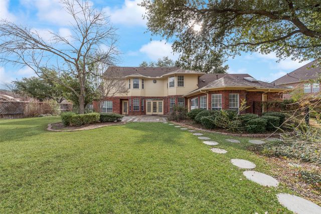 614 Portofino Drive, Arlington, TX 76012