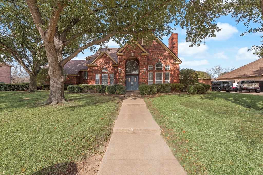 614 Portofino Drive, Arlington, TX 76012