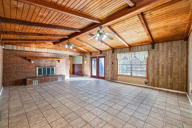 208 E St, Eldorado, TX 76936