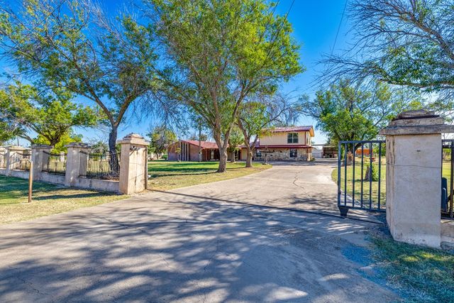 208 E St, Eldorado, TX 76936