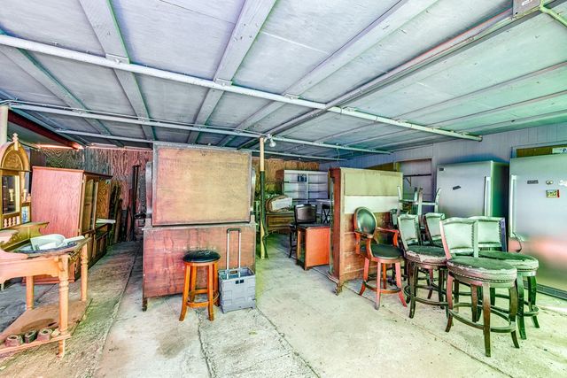 208 E St, Eldorado, TX 76936