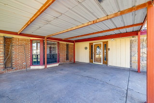 208 E St, Eldorado, TX 76936