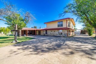 208 E St, Eldorado, TX 76936
